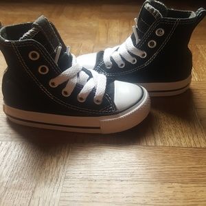 Converse Shoes - 😎Black and white high top converse infant size 5 Converse Shoes - 😎Black and white high top converse infant size 5
